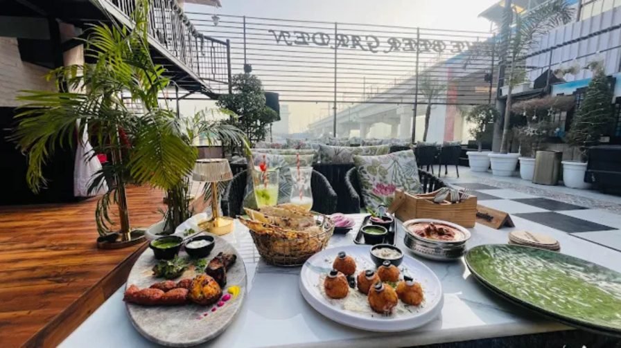 monsoon rooftop bar noida